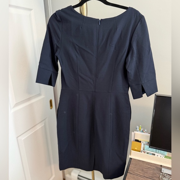 NWT- Nora Gardner Gabrielle Navy Dress size size 4 - Picture 3 of 4